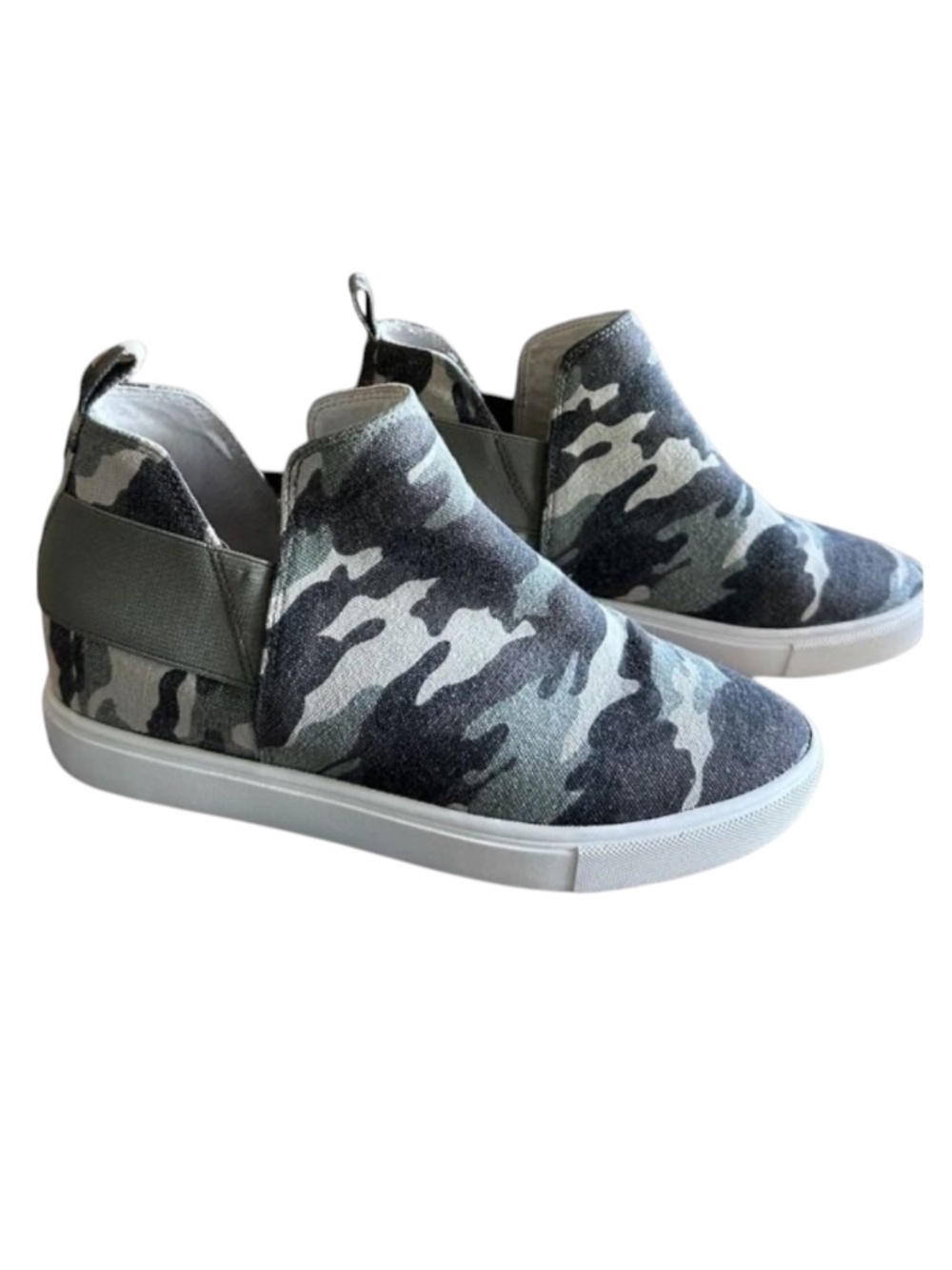 STEVE MADDEN Camo High Top Slip-On Sneaker Hidden Wedge Size 10 NEW